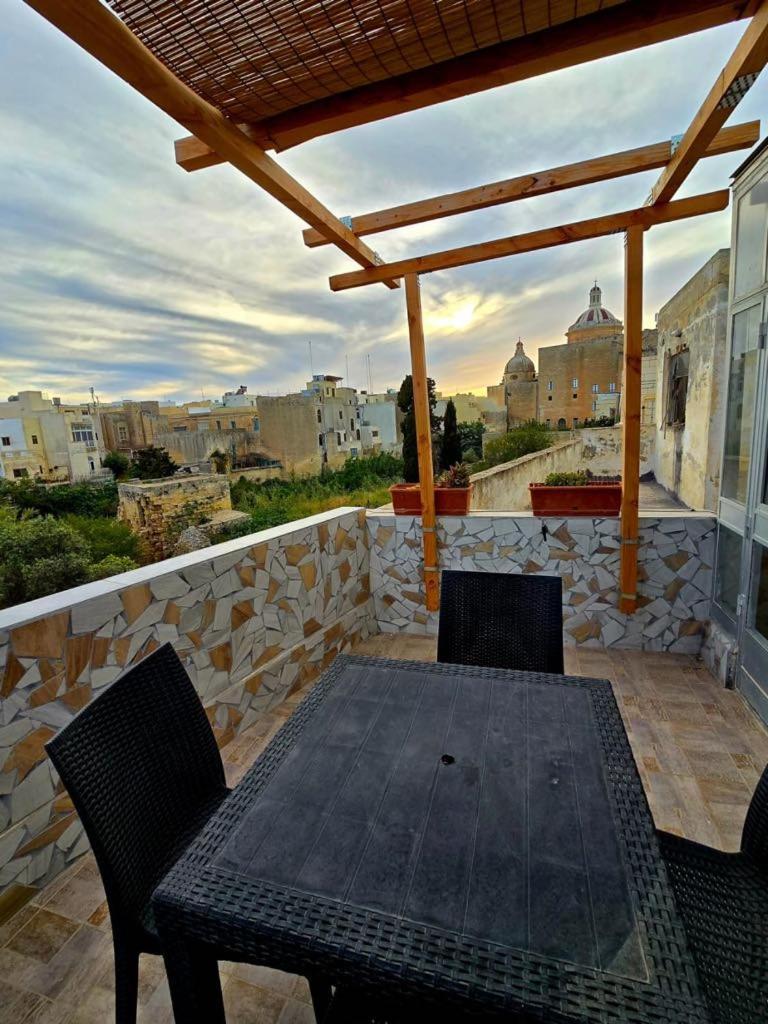 Sqaq Numru 1 Accomodation Rabat Exterior foto